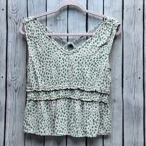 Urban Romantics Crop Tie Back Top Size Large